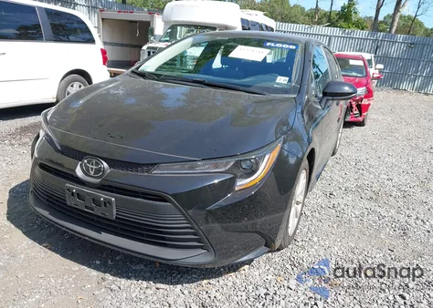 2025 Toyota Corolla Le z USA, uszkodzony, nr VIN 5YFB4MDE5SP268190